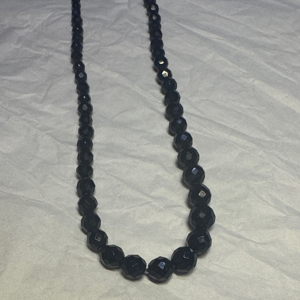 Elegant Black Beaded Necklace